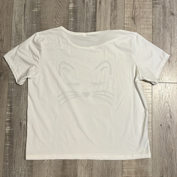 Cat Tee - Picture 6 of 6